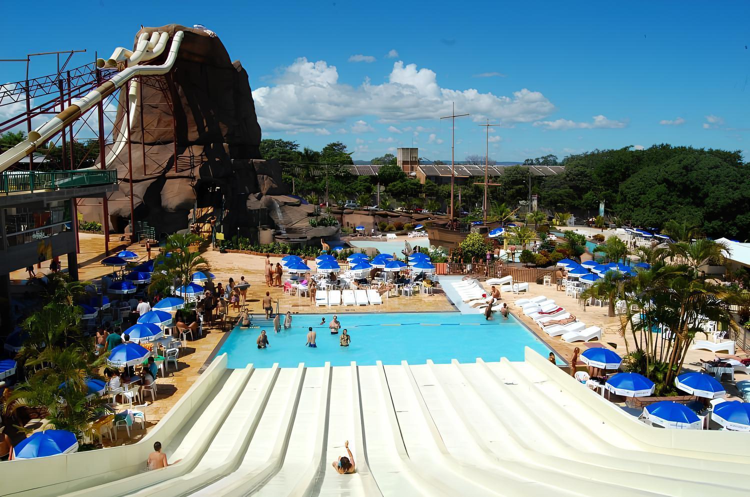 Piazza Diroma Com Acesso Ao Acqua Park Caldas Novas Exterior foto