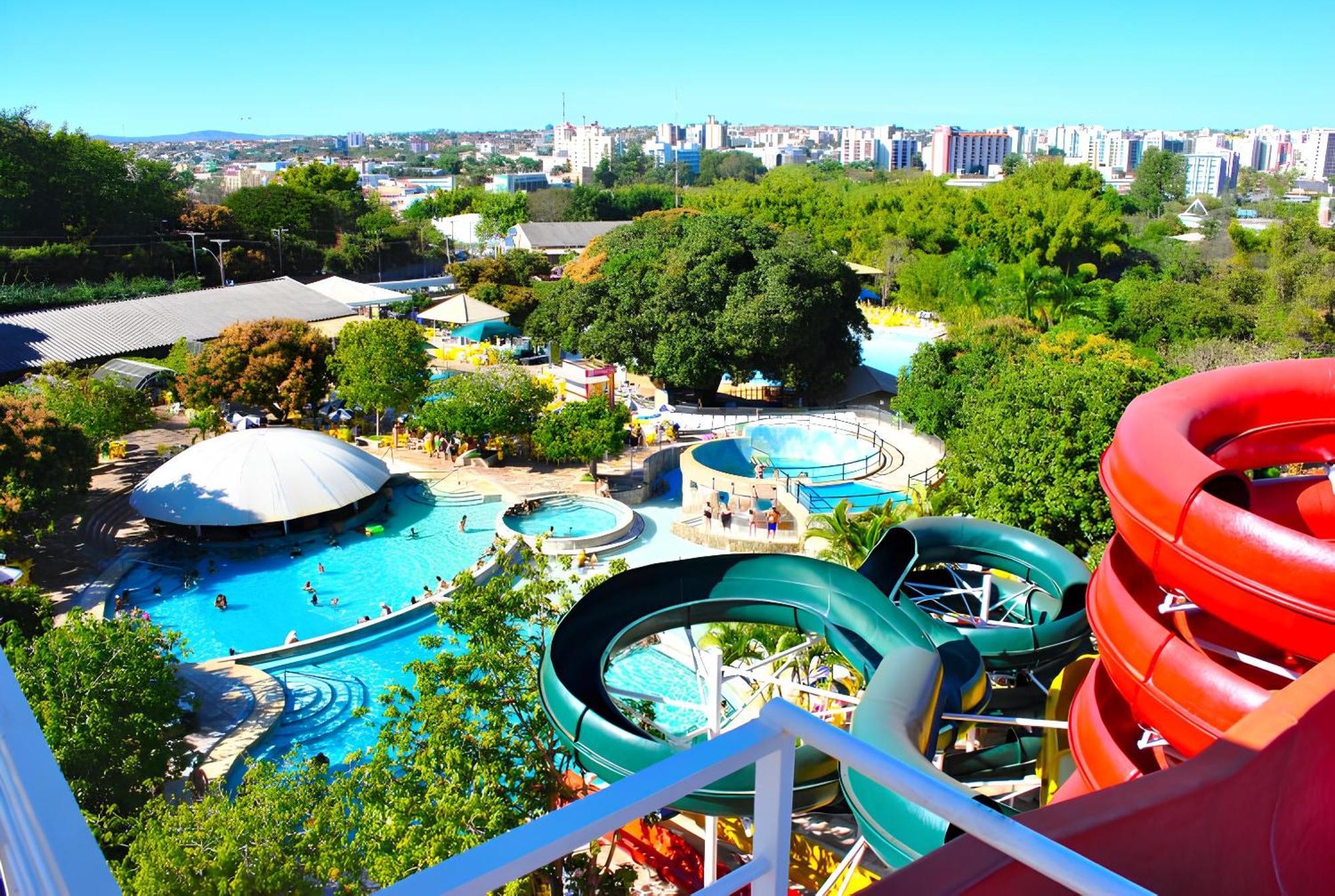 Piazza Diroma Com Acesso Ao Acqua Park Caldas Novas Exterior foto